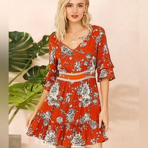 Women Boho Dress Medium M Orange White Floral Hem Ruffled Backless Elastic Waist